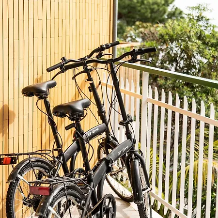 Lägenhet Casa Lela Vista Mare Posto Auto,